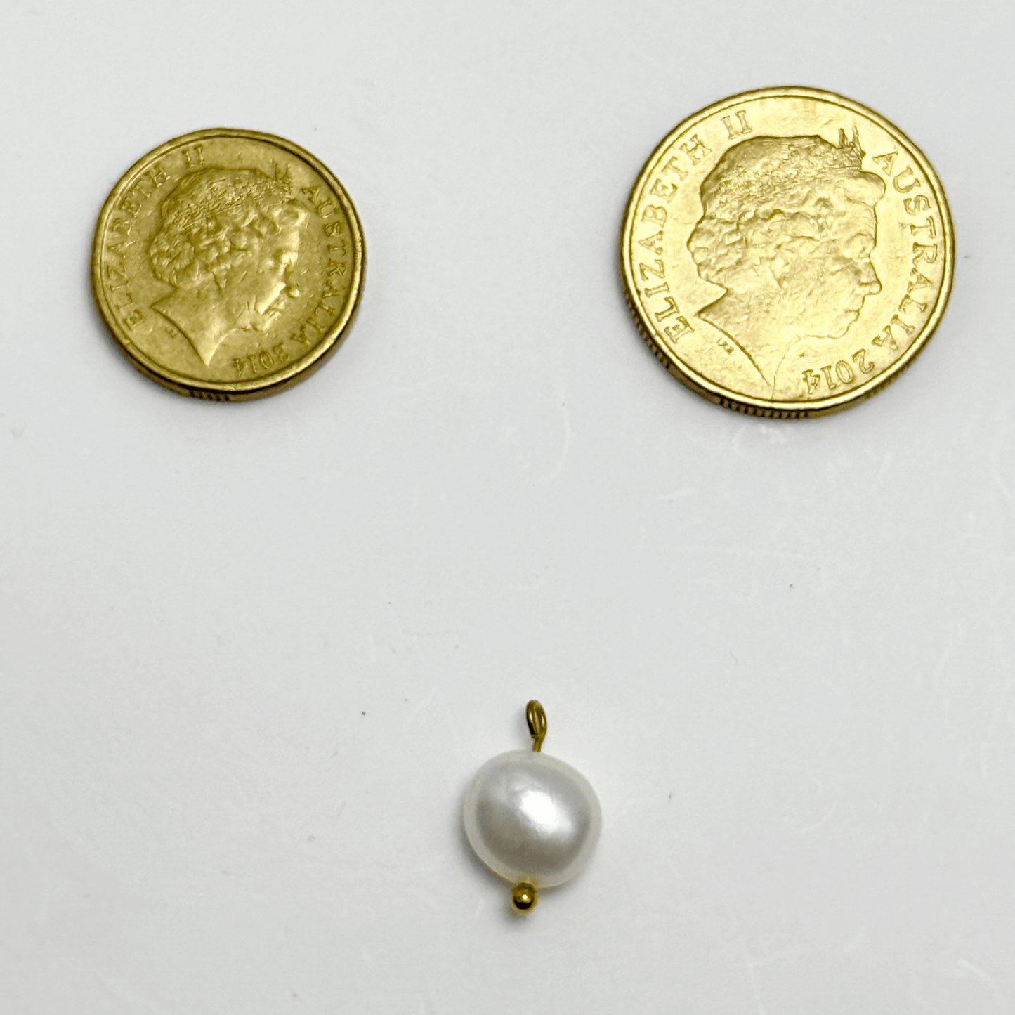 Round white freshwater pearl charm with gold accent, minimalist pearl pendant for custom jewellery