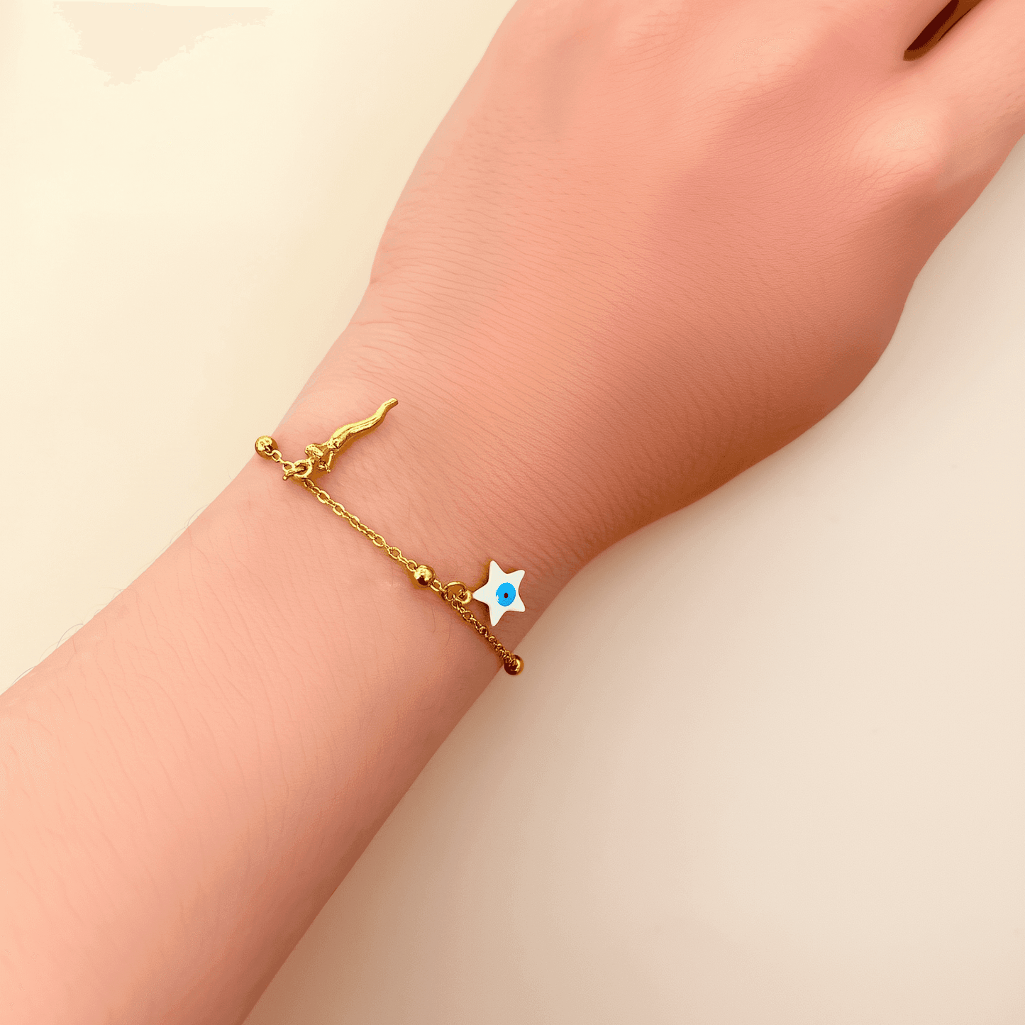 DYO (Design Your Own) gold charm bracelet featuring a delicate thin linked chain β minimalist and lightweight, perfect for layering or everyday wear. Waterproof, tarnish-free, and hypoallergenic.