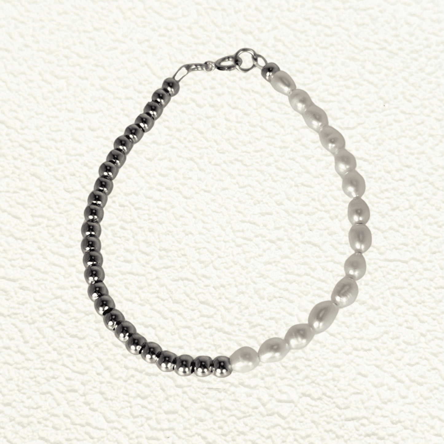 bracelet featuring freshwater pearls and gold-filled or sterling silver beads, elegant handcrafted jewellery by MXW Jewellery