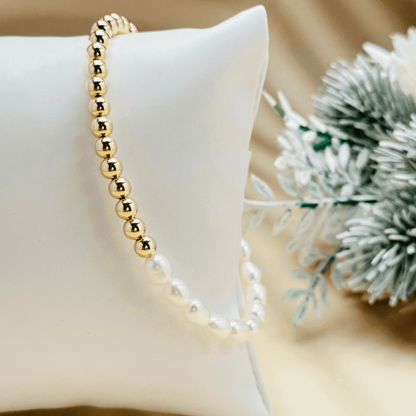 bracelet featuring freshwater pearls and gold-filled or sterling silver beads, elegant handcrafted jewellery by MXW Jewellery