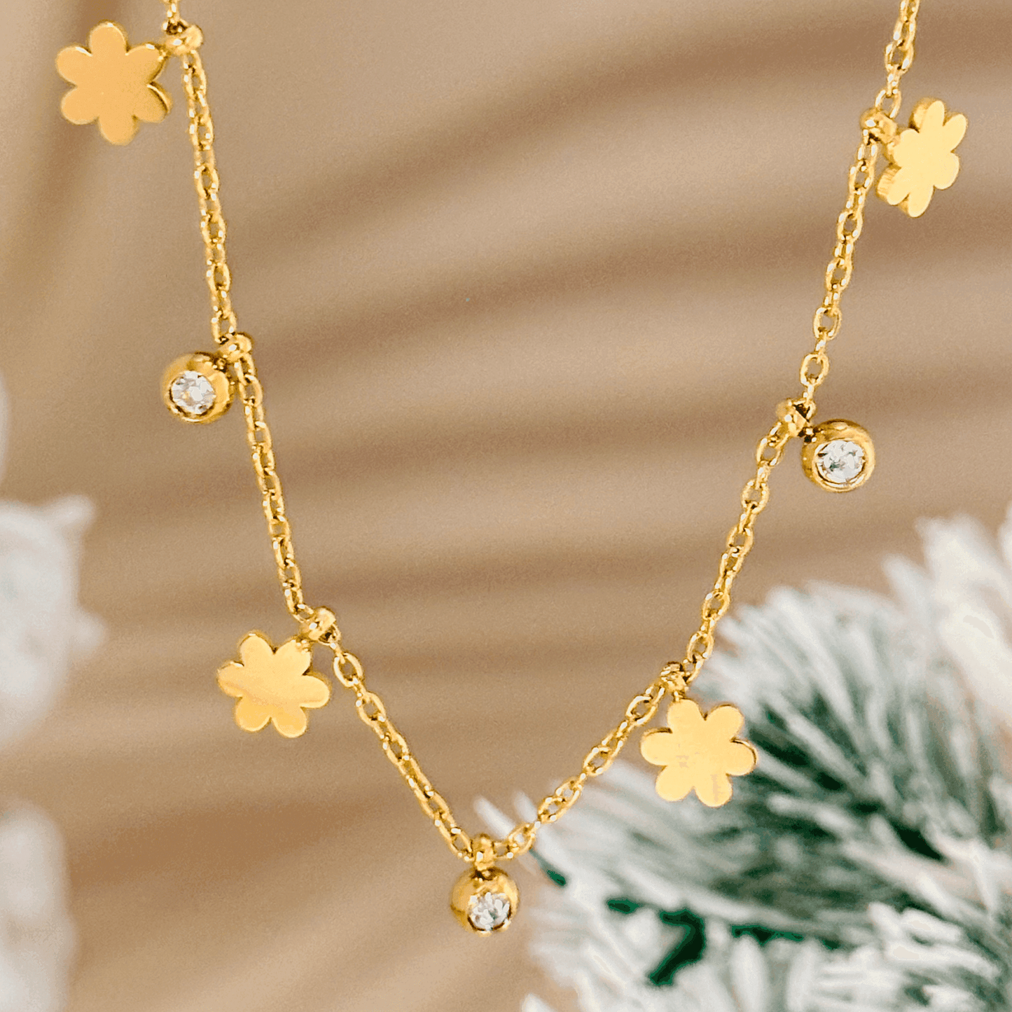 Gold Clover Necklace with zircon stones, waterproof & hypoallergenic.