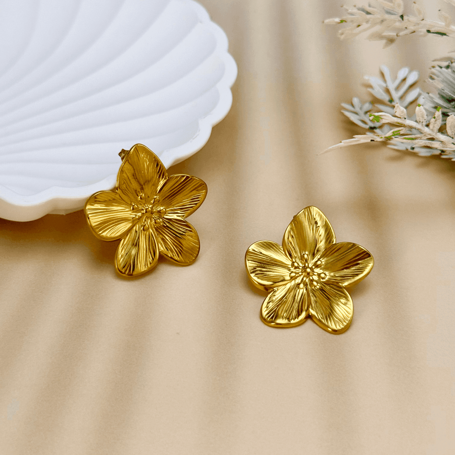 gold flower stud earrings, floral stainless steel earrings, statement botanical earrings, PVD gold earrings, nature-inspired jewellery Australia