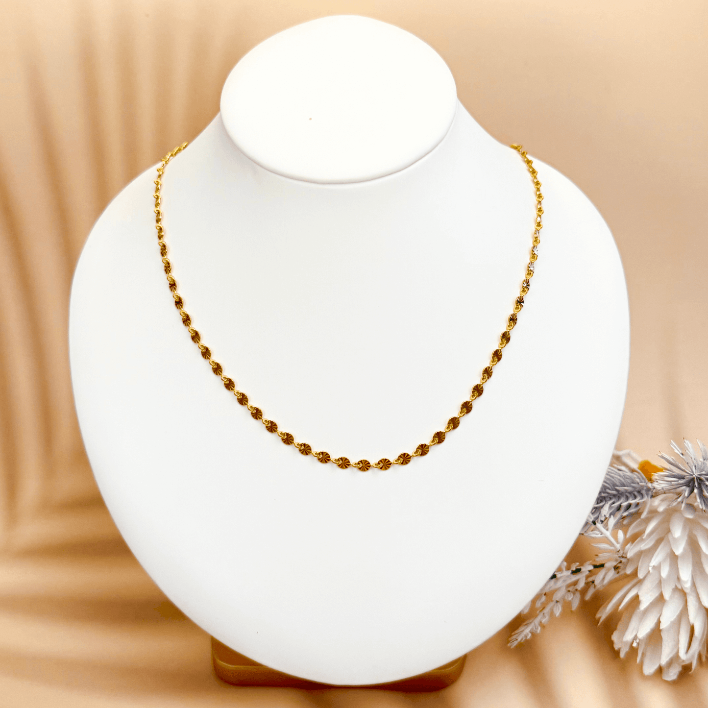 Flat gold sunburst disc chain with textured circular links, stainless steel chain for necklace, bracelet, or anklet making – MXW Jewellery