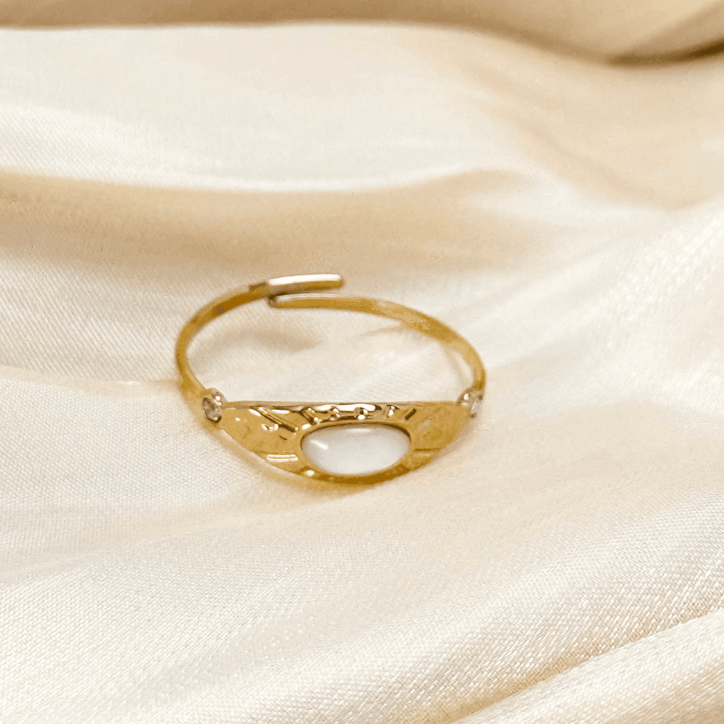 Gold sunburst-engraved adjustable ring with natural white mother-of-pearl, waterproof and hypoallergenic