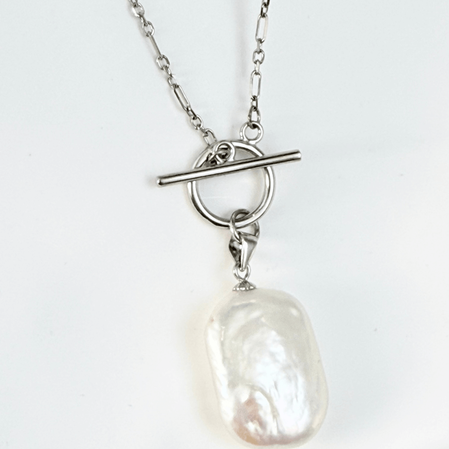 Silver baroque pearl toggle necklace with freshwater pearl and modern minimalist design