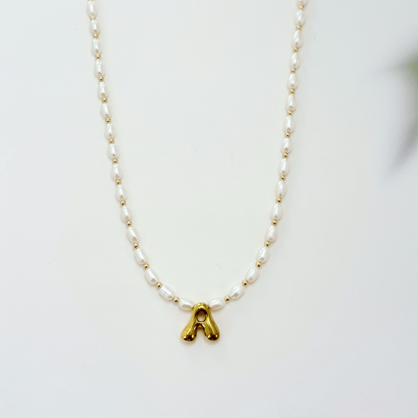 Freshwater Pearl Gold Bubble Initial Necklace – MXW Jewellery
