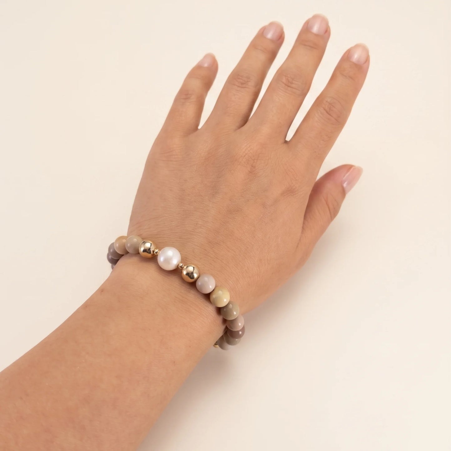 MXW Jewellery Personalised Alashan agate bracelet with freshwater pearl, gold-filled beads and a stamped initial disc.