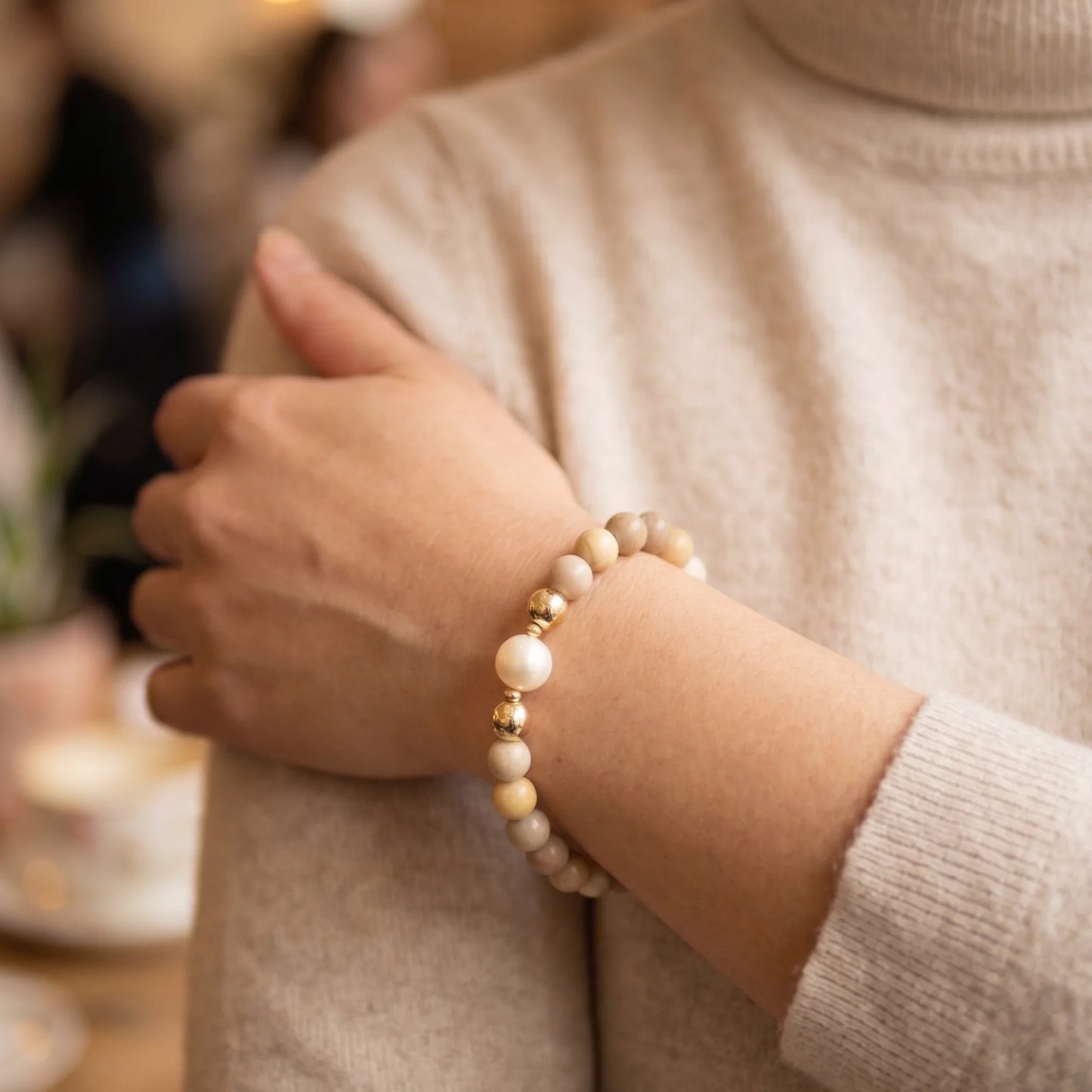 MXW Jewellery Personalised Alashan agate bracelet with freshwater pearl, gold-filled beads and a stamped initial disc.