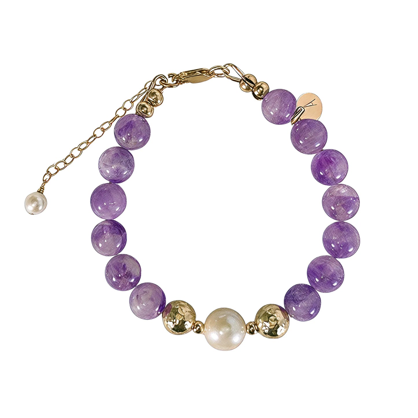 A beaded bracelet featuring Amethyst beads, premium freshwater pearl, and stamped initial disc, 14k gold filled. MXW Jewellery.