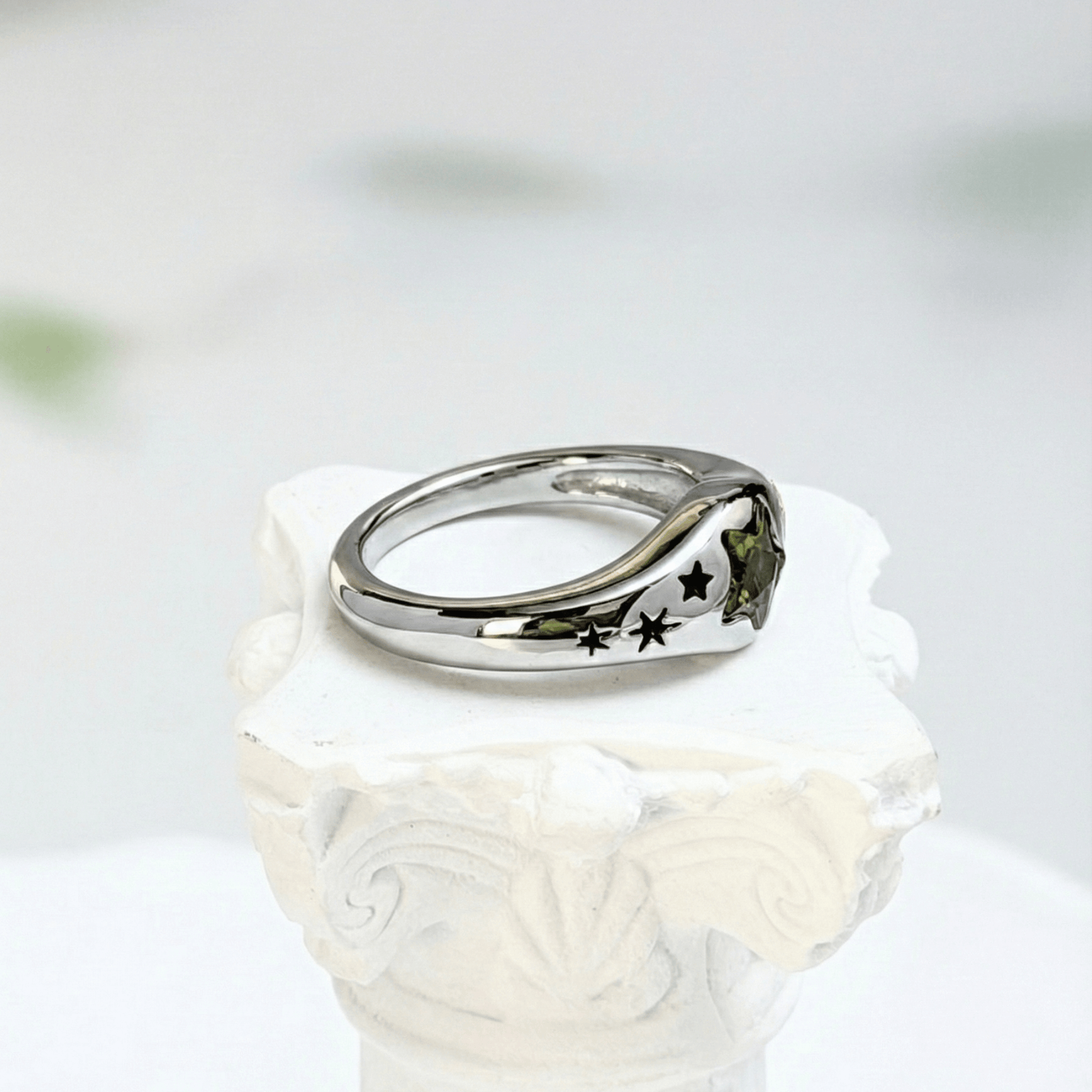 silver star ring with gemstone, celestial jewellery, mxw jewellery product