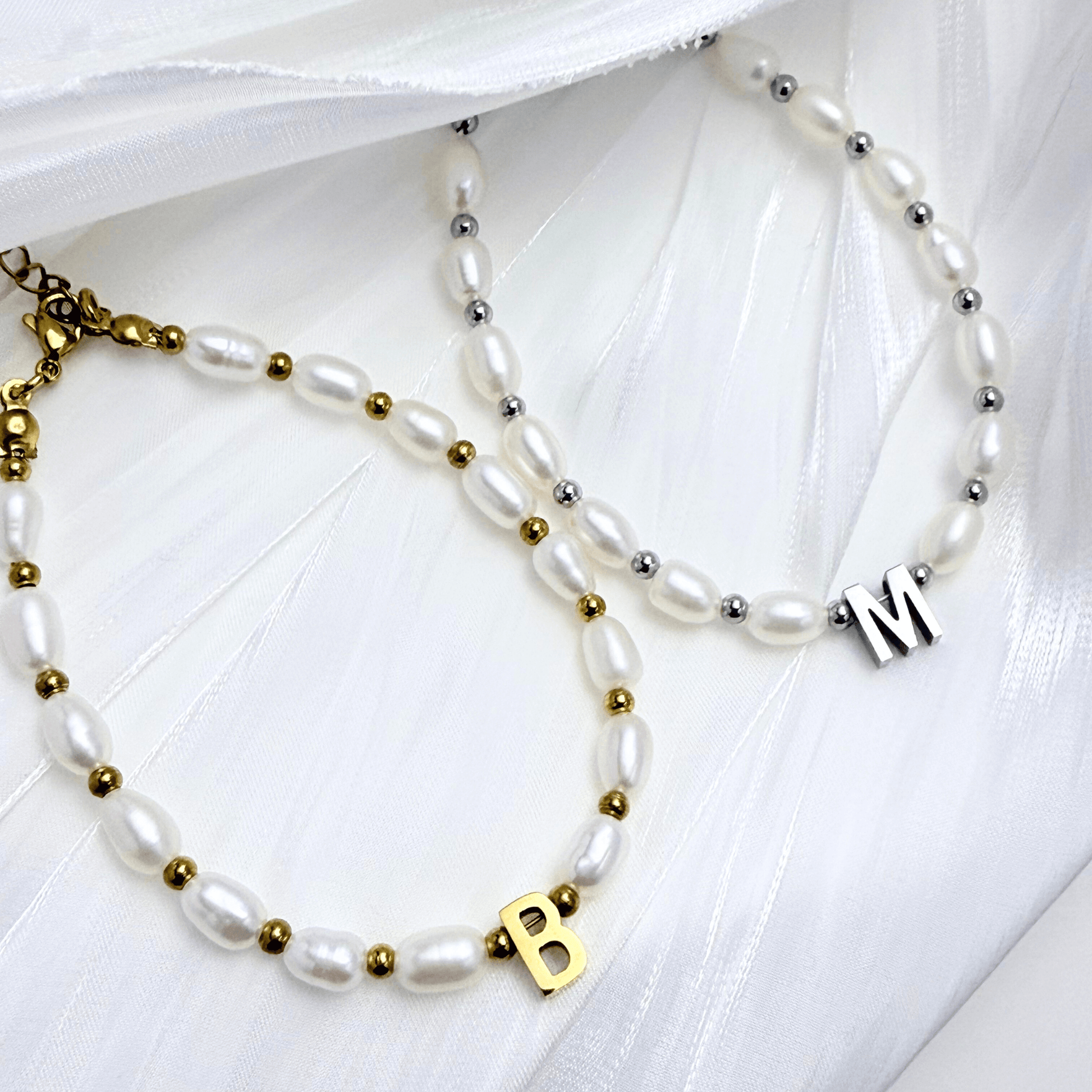 custom-initial-pearl-bracelet-gold-silver