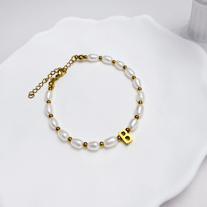 custom-initial-pearl-bracelet-gold-silver