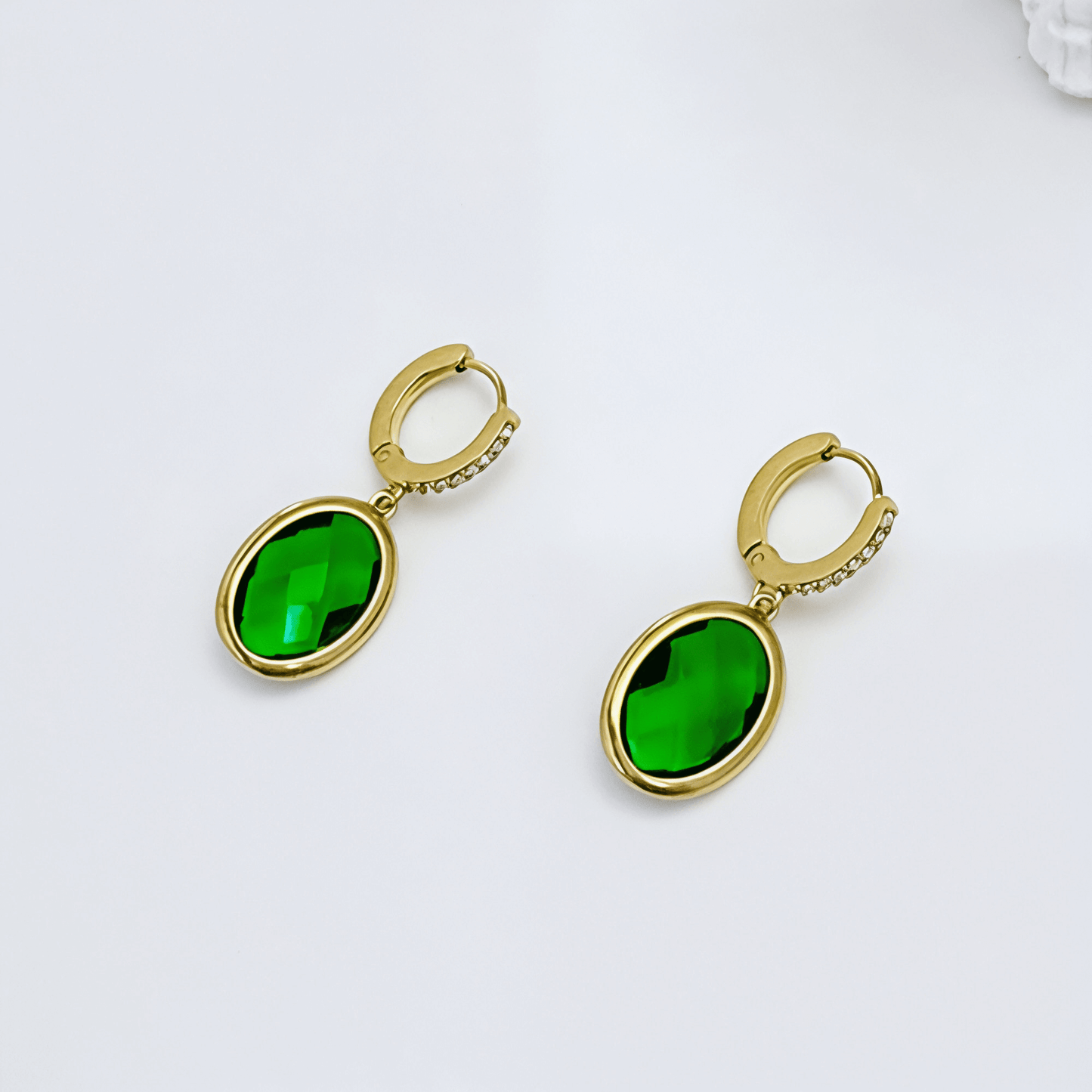 Emerald Czech Glass Drop Earrings – MXW Jewellery