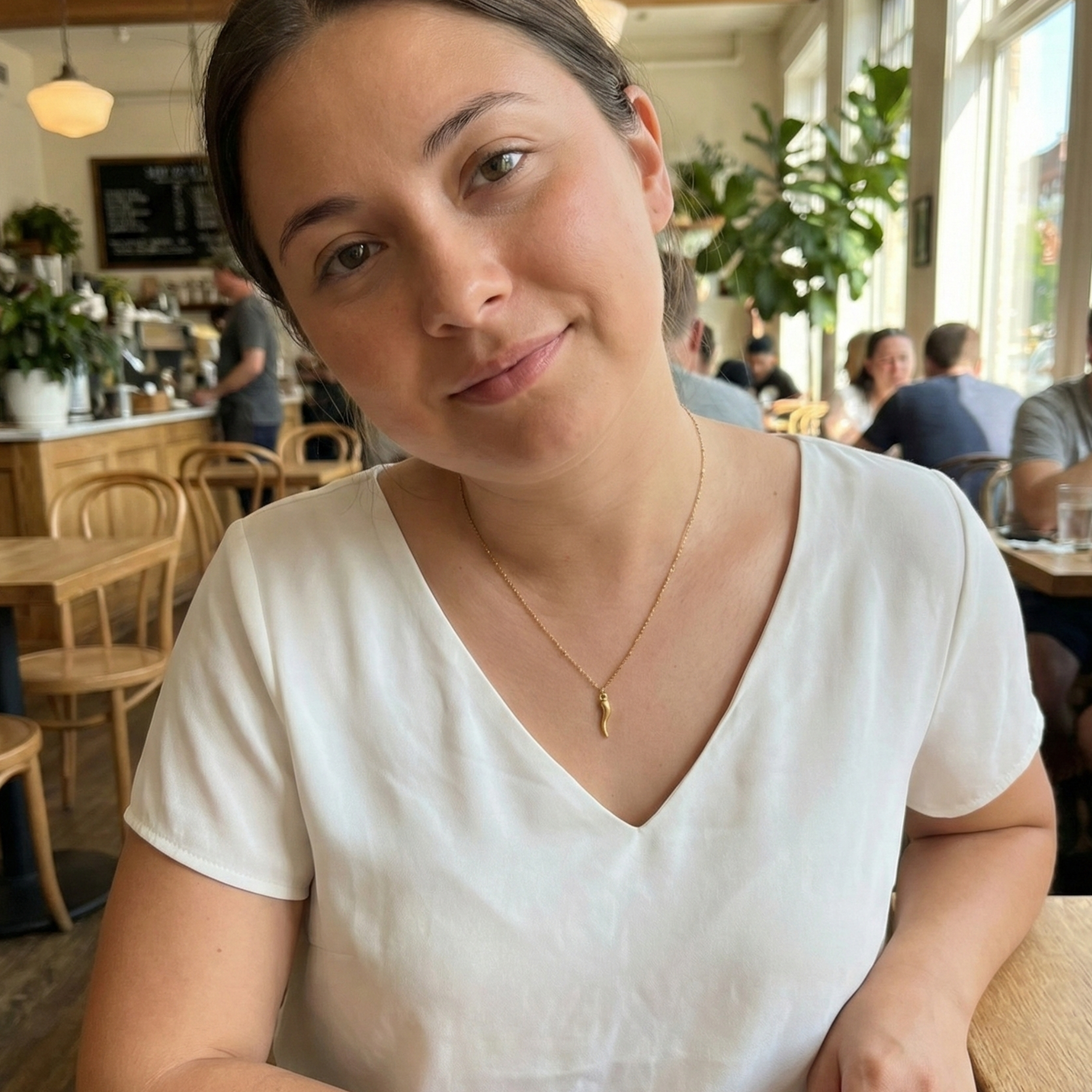 Gold Chilli Pendant Necklace – MXW Jewellery