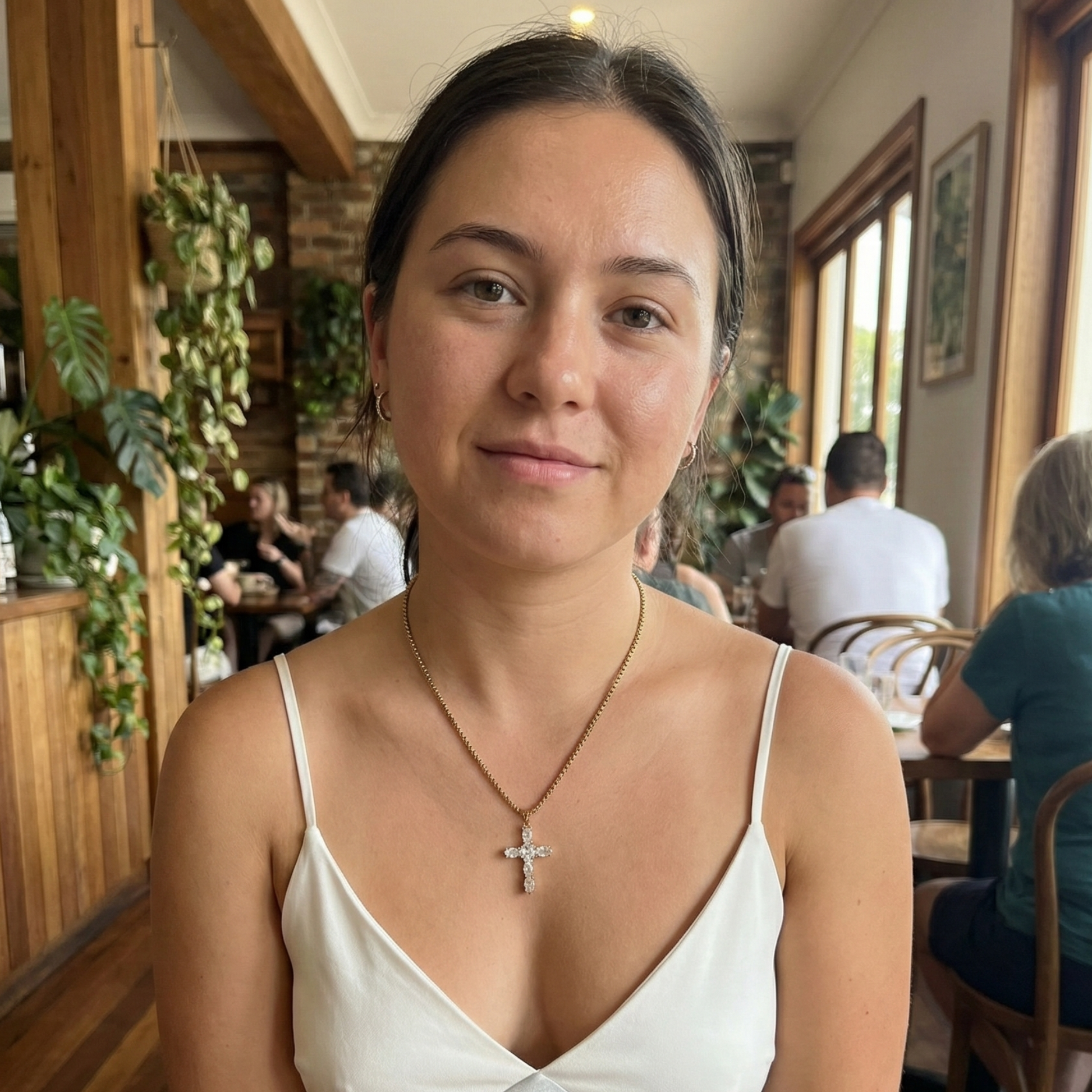 Gold Crystal Cross Necklace – MXW Jewellery