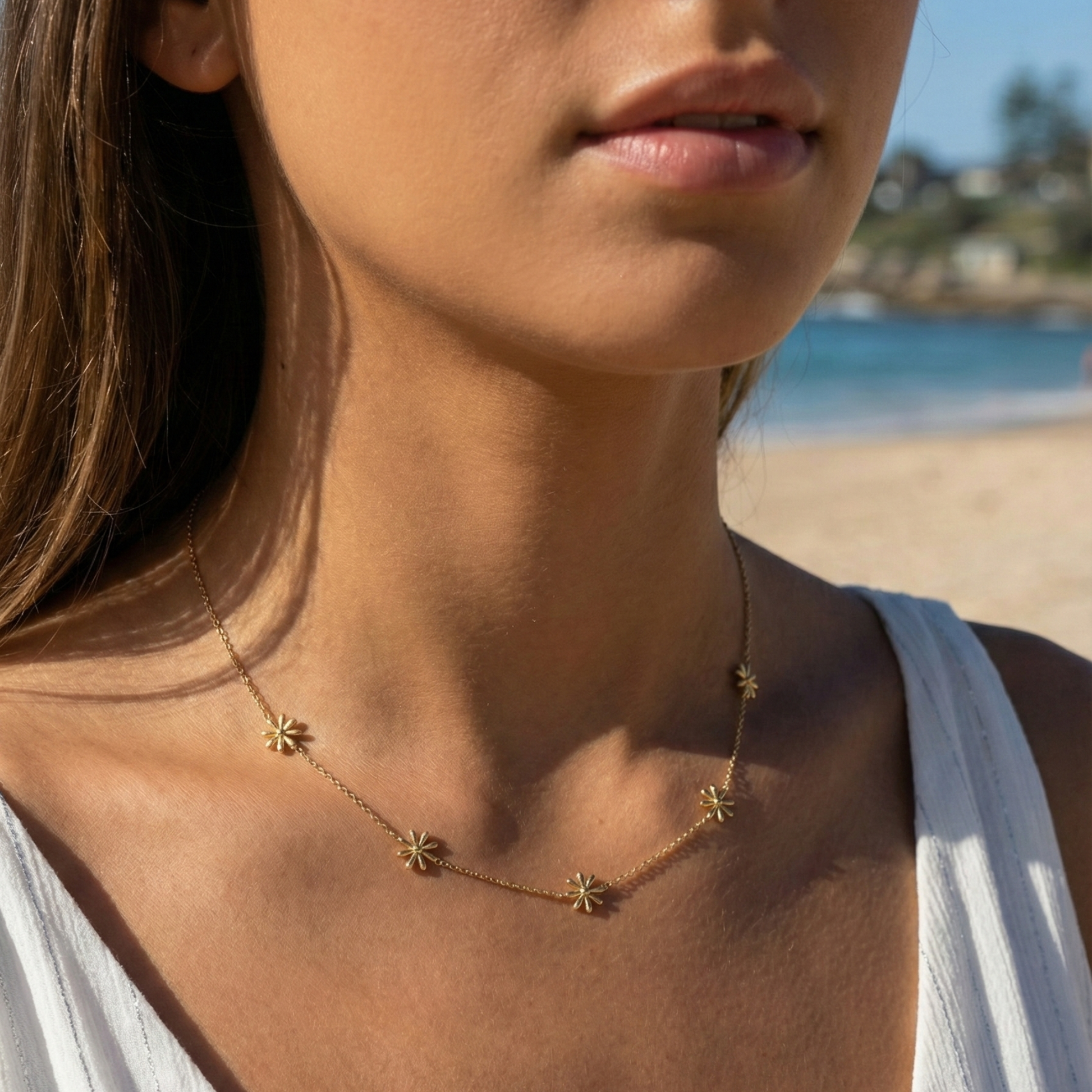 Gold Daisy Station Necklace – MXW Jewellery