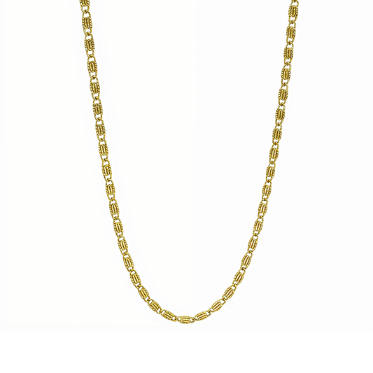 gold 3 mm dragon link chain necklace with interlocking links and polished finish on white background