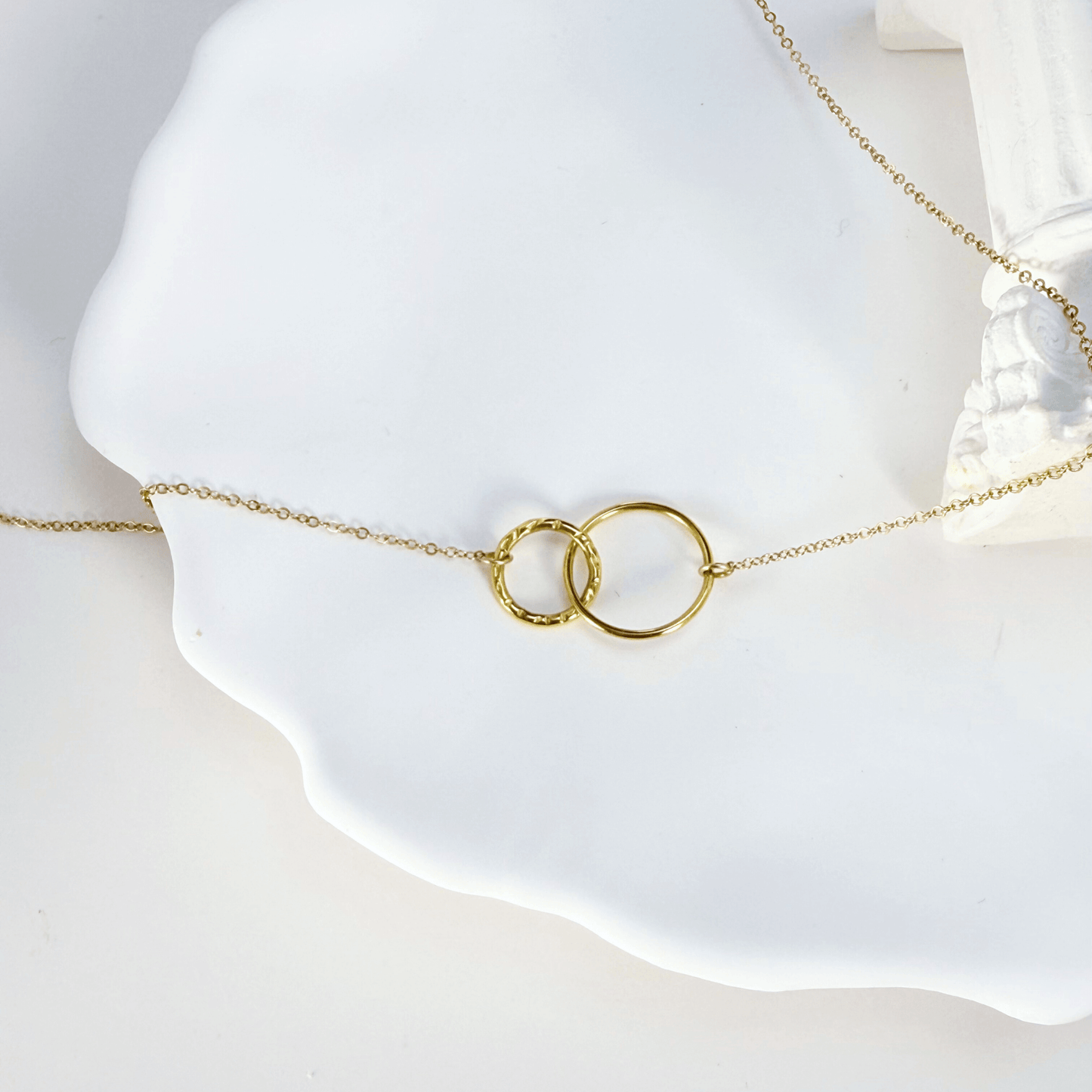 gold interlink necklace with smooth rounded links, minimalist waterproof design for everyday wear or layering