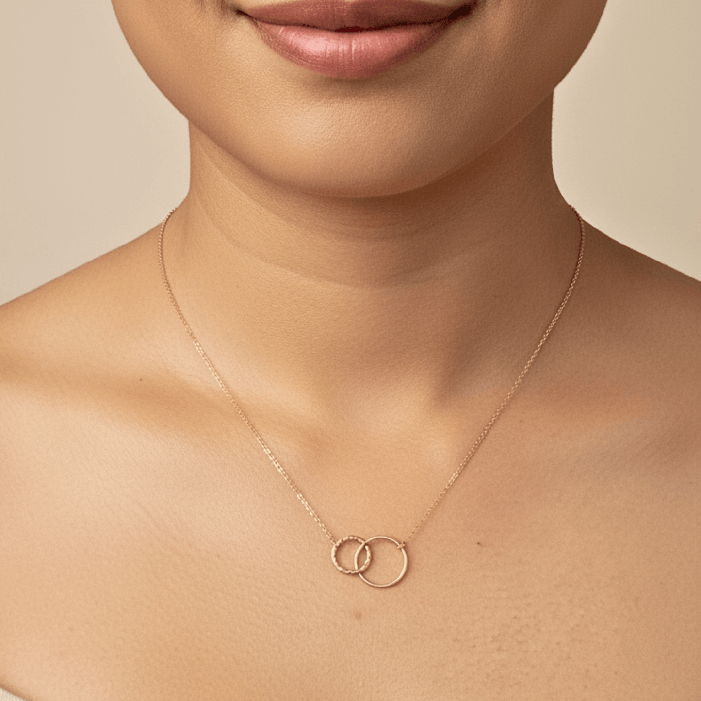 gold interlink necklace with smooth rounded links, minimalist waterproof design for everyday wear or layering