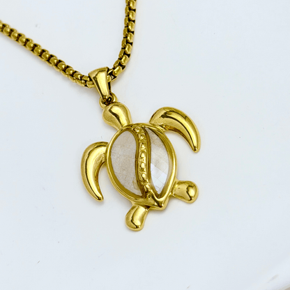 Gold Mother-of-Pearl Turtle Necklace – MXW Jewellery