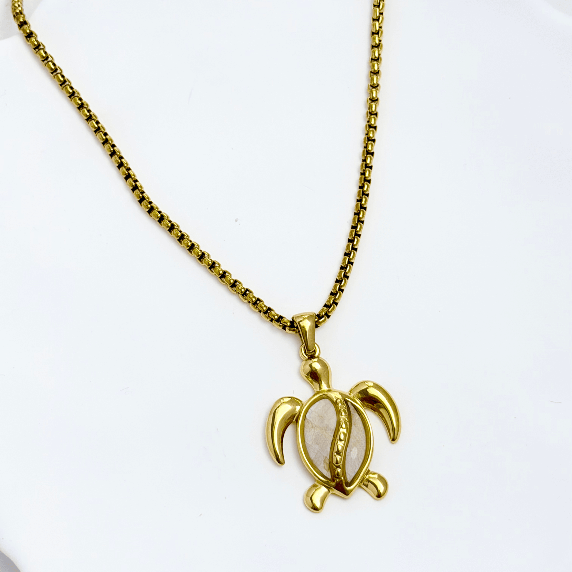 Gold Mother-of-Pearl Turtle Necklace – MXW Jewellery