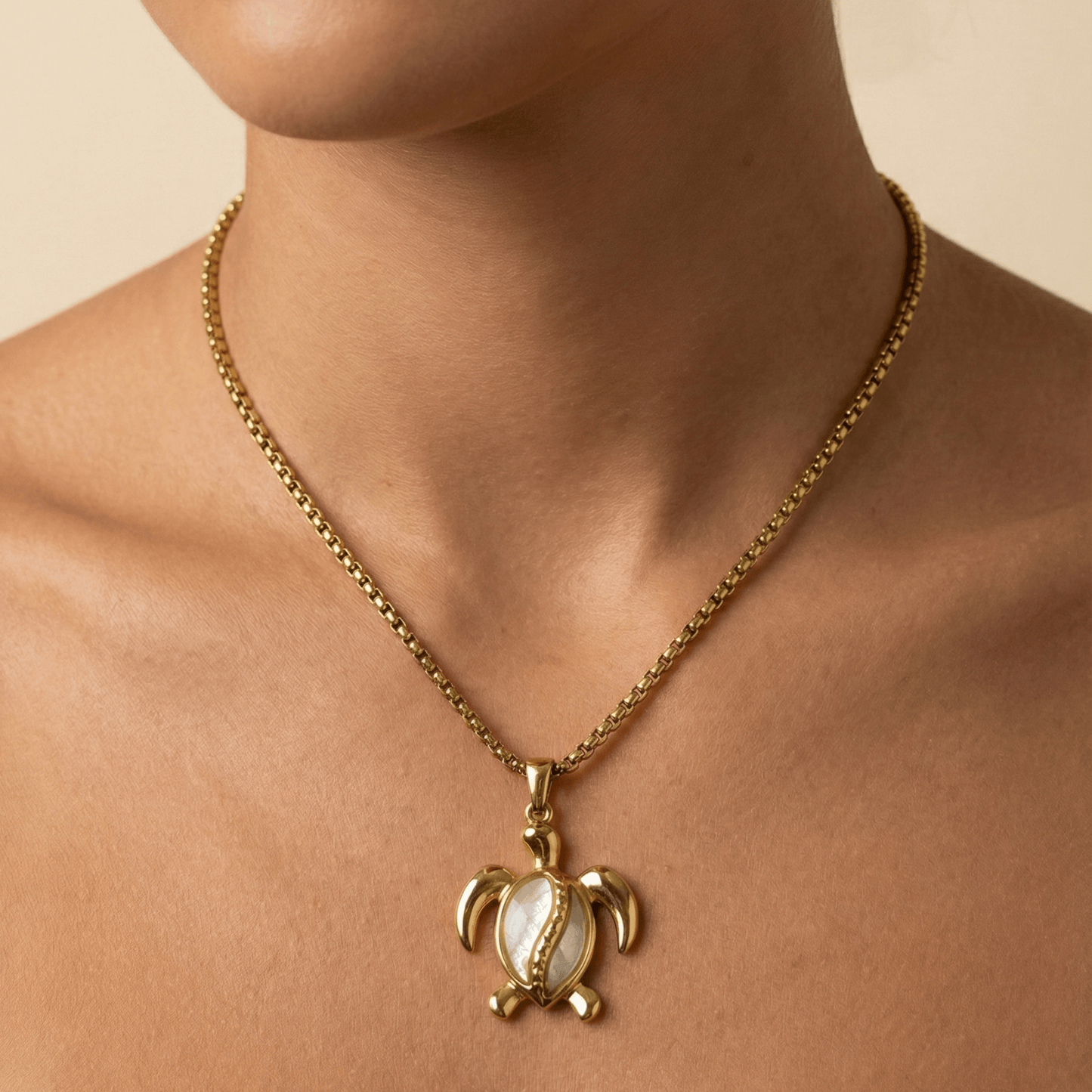 Gold Mother-of-Pearl Turtle Necklace – MXW Jewellery