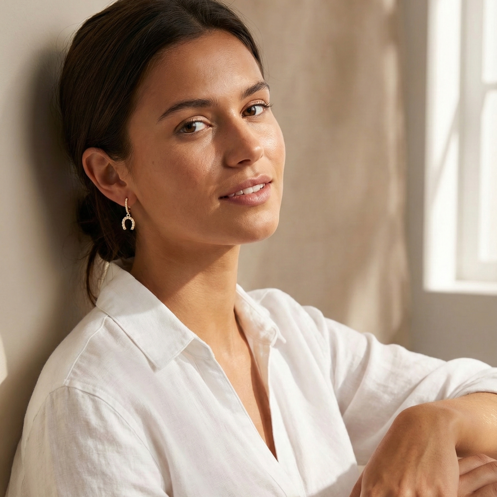 Gold Pavé Horseshoe Drop Earrings – MXW Jewellery