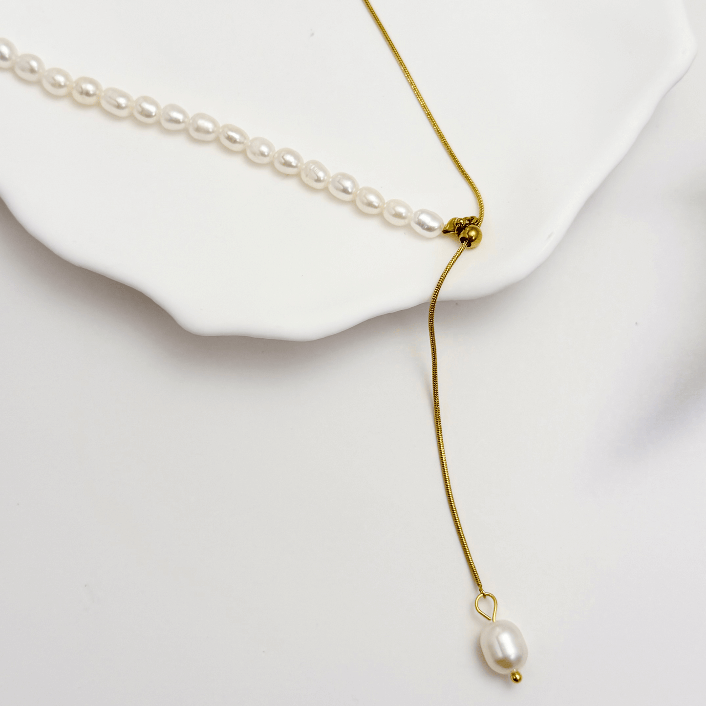 Gold Pearl Lariat Necklace – MXW Jewellery