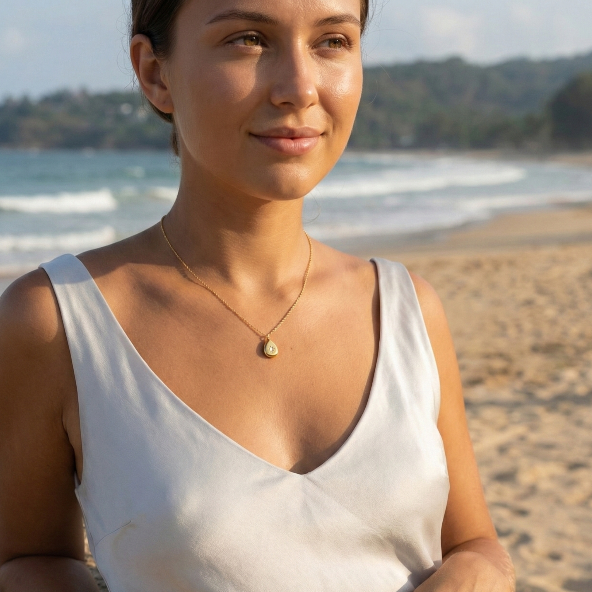 Gold Starburst Teardrop Necklace – MXW Jewellery