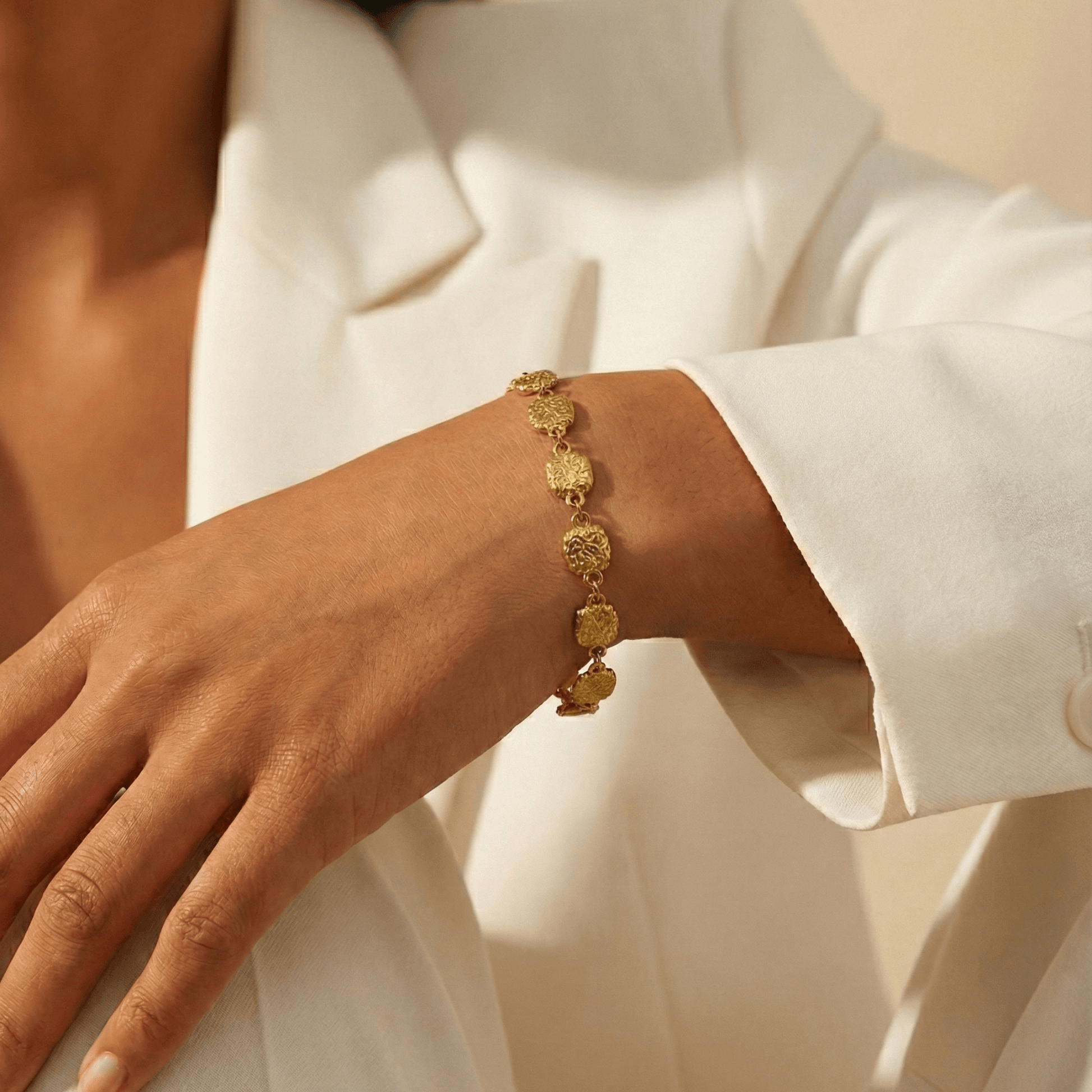 Gold Textured Square Link Chain Bracelet – MXW Jewellery