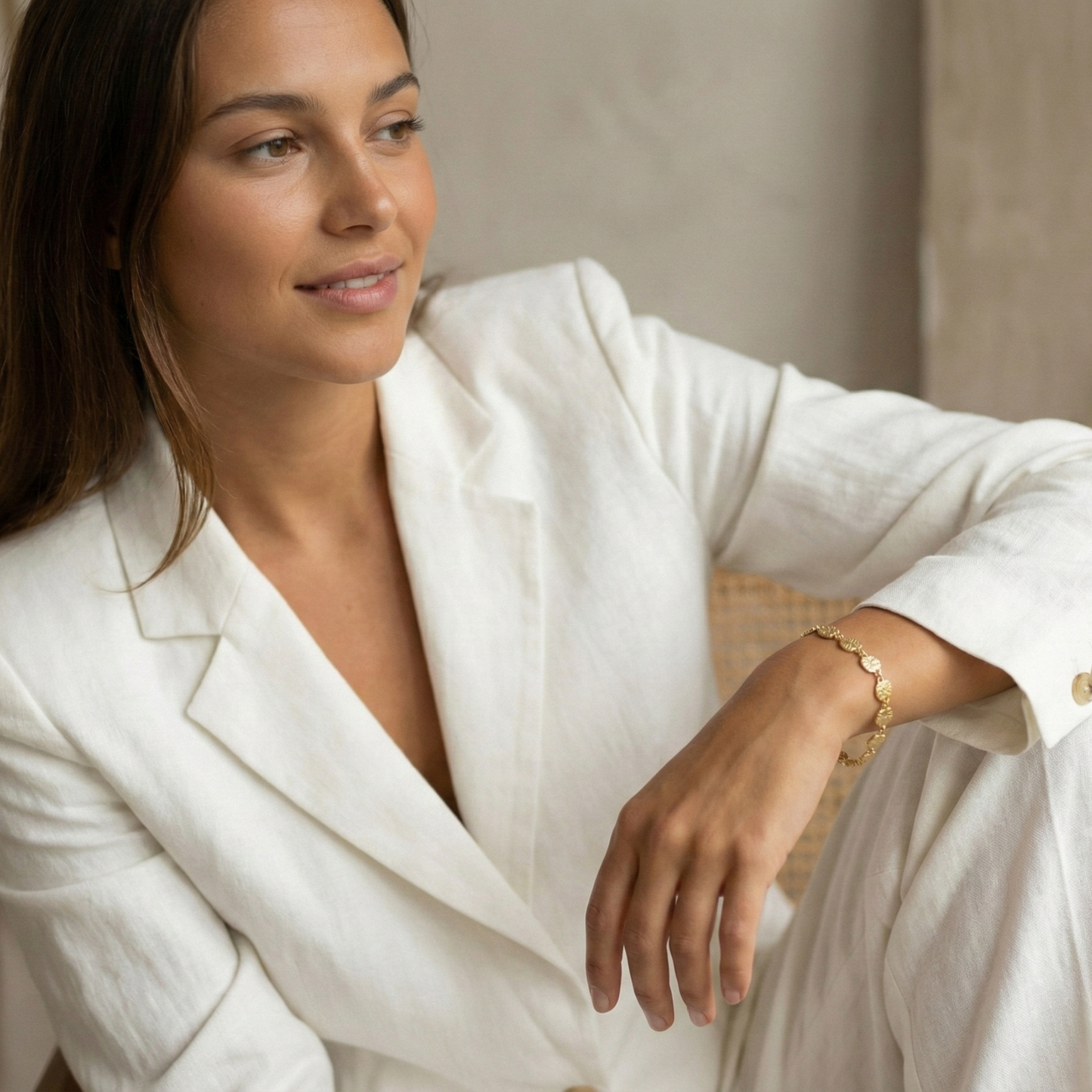 Gold Textured Square Link Chain Bracelet – MXW Jewellery