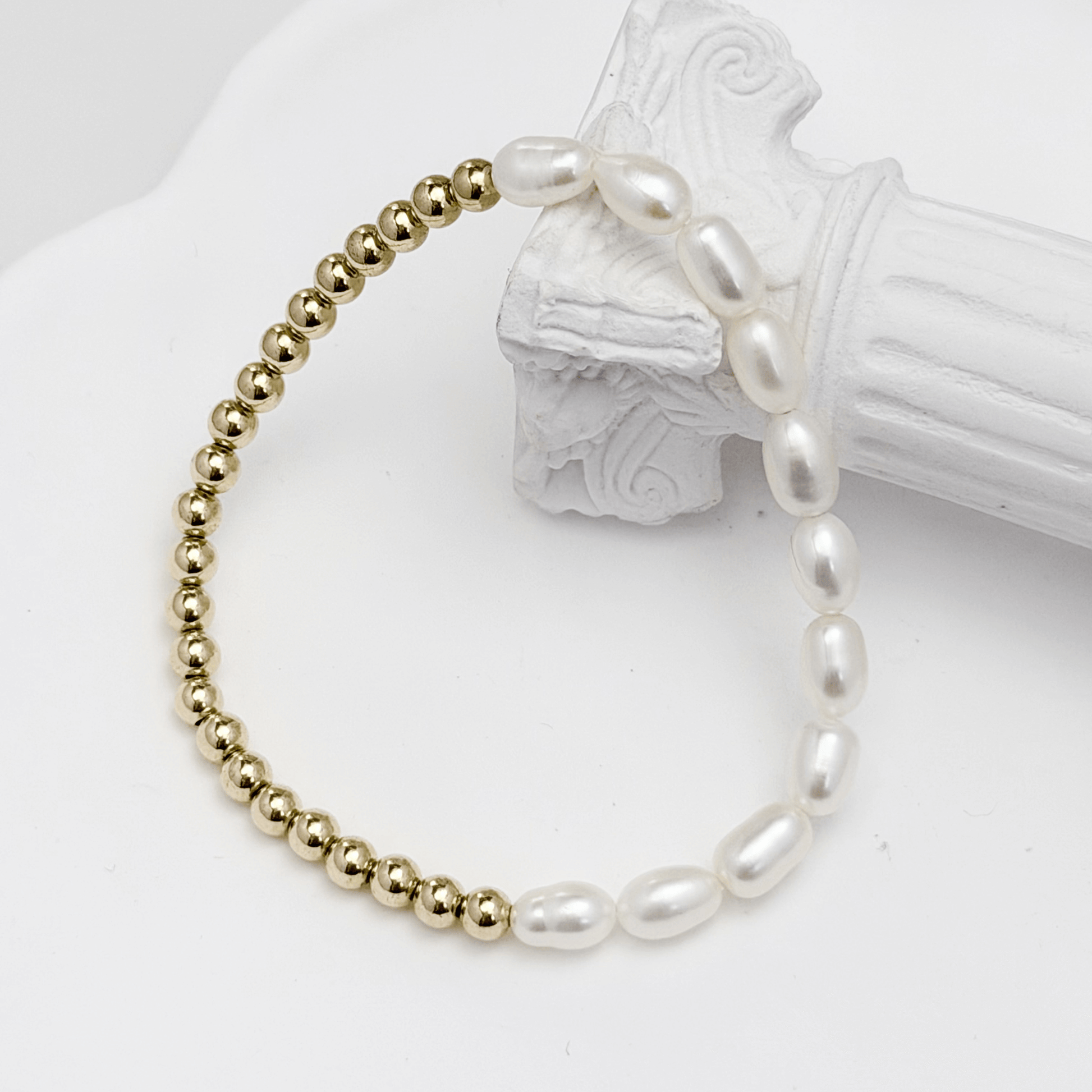 Half pearl half gold bead bracelet with rice shape pearls and polished gold-filled beads – MXW Jewellery