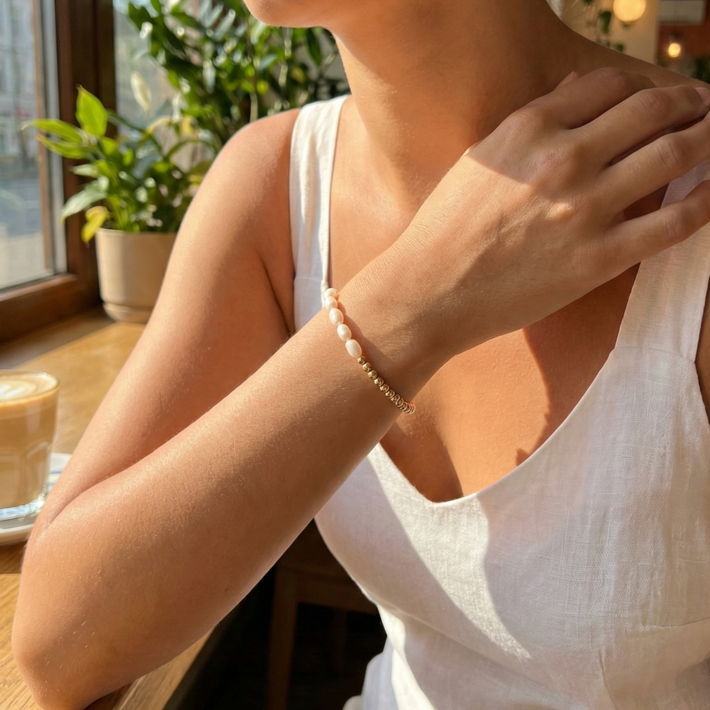 Half pearl half gold bead bracelet with rice shape pearls and polished gold-filled beads – MXW Jewellery