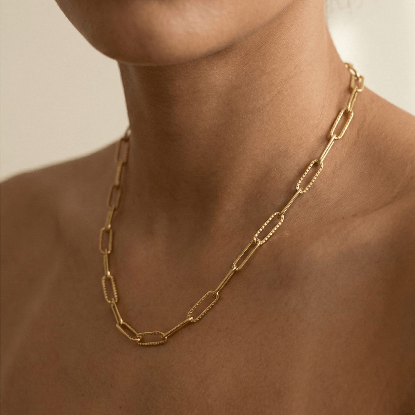 Hammered Paperclip Gold Chain Necklace – MXW Jewellery