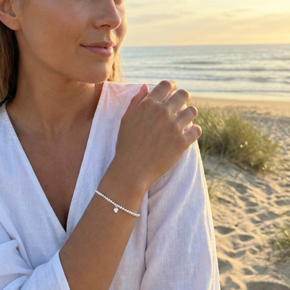 Heart charm sterling silver bead bracelet with crystal detail and polished silver beads – MXW Jewellery
