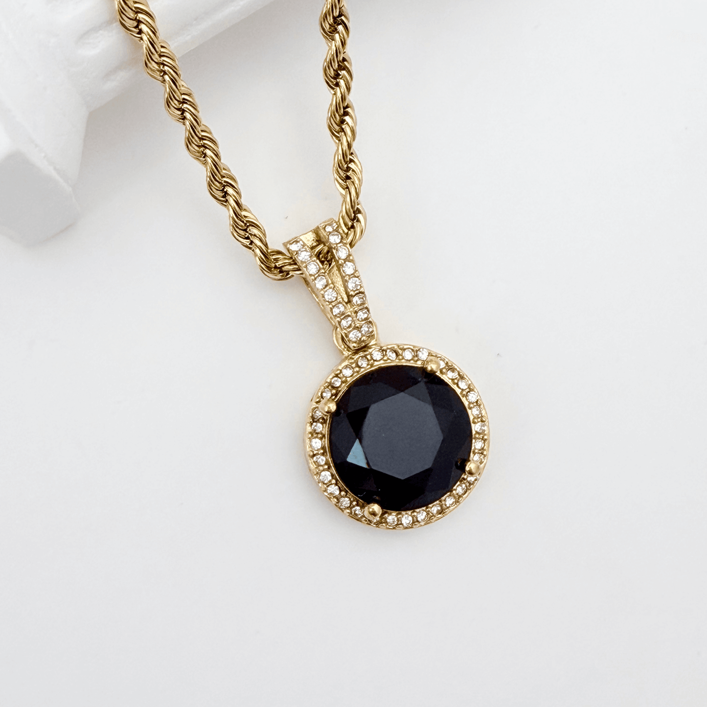 Noir Halo Zircon Rope Chain Necklace – MXW Jewellery