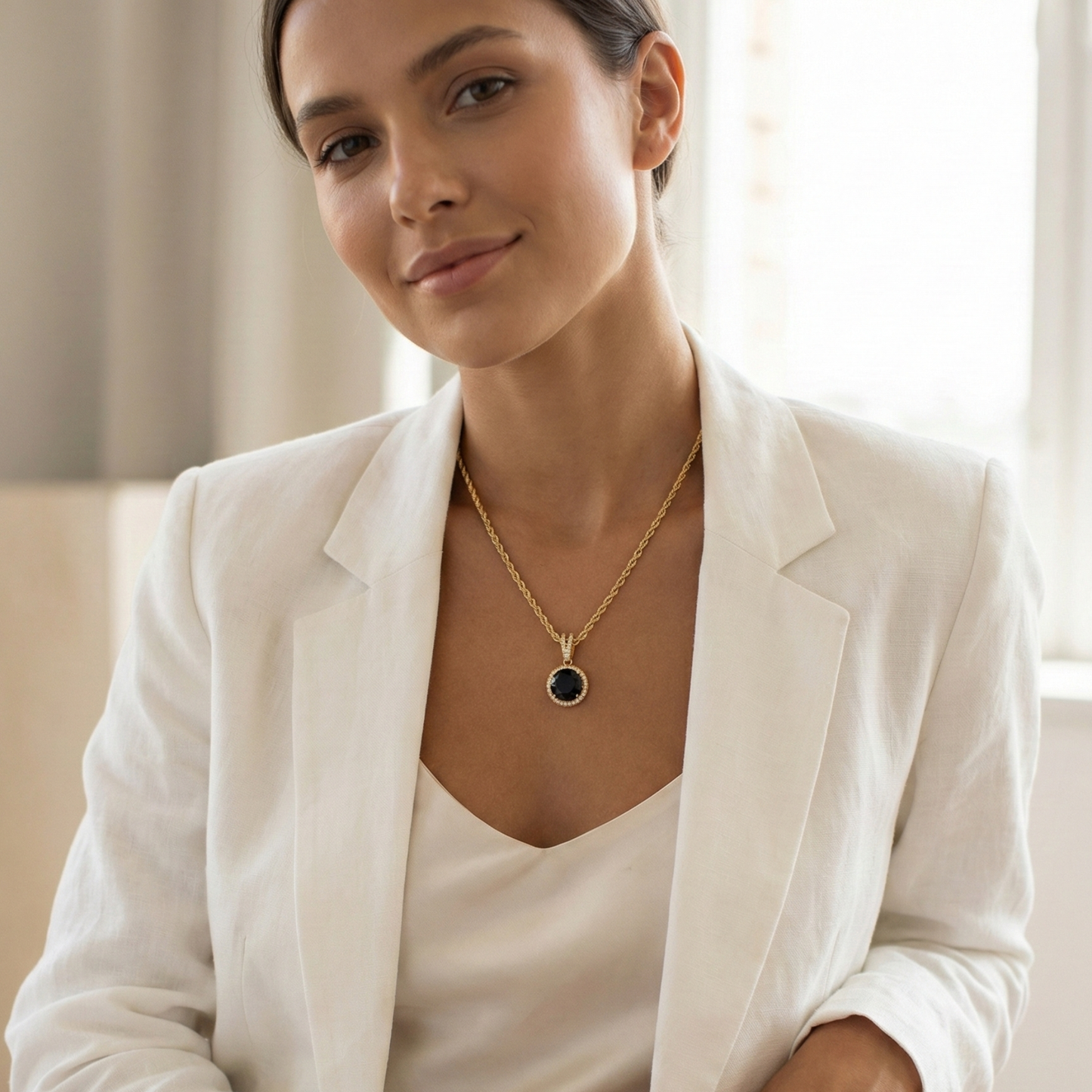 Noir Halo Zircon Rope Chain Necklace – MXW Jewellery