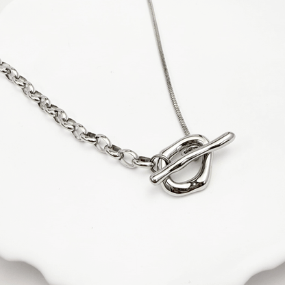 silver asymmetric T-bar lariat necklace with mixed chain design