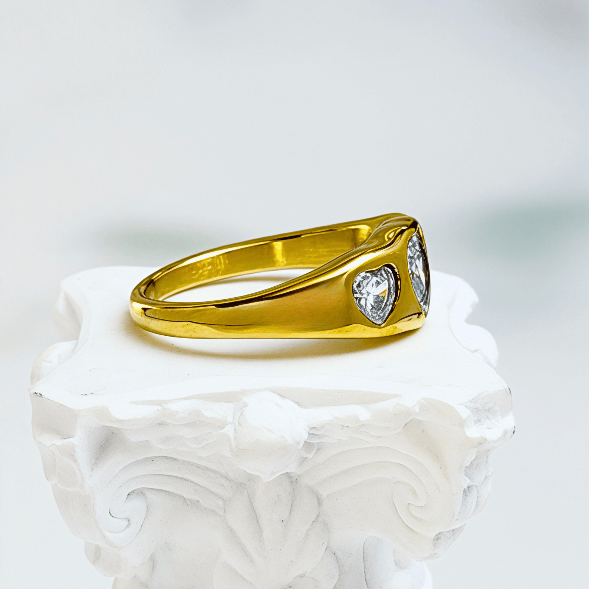 gold waterproof ring with polished finish and high-quality zircon sparkle